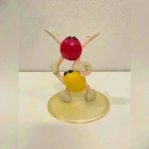 M&M's Vintage Red and Yellow Character Candy Dish NO DISH INCLUDED 6" - Picture 6 of 7